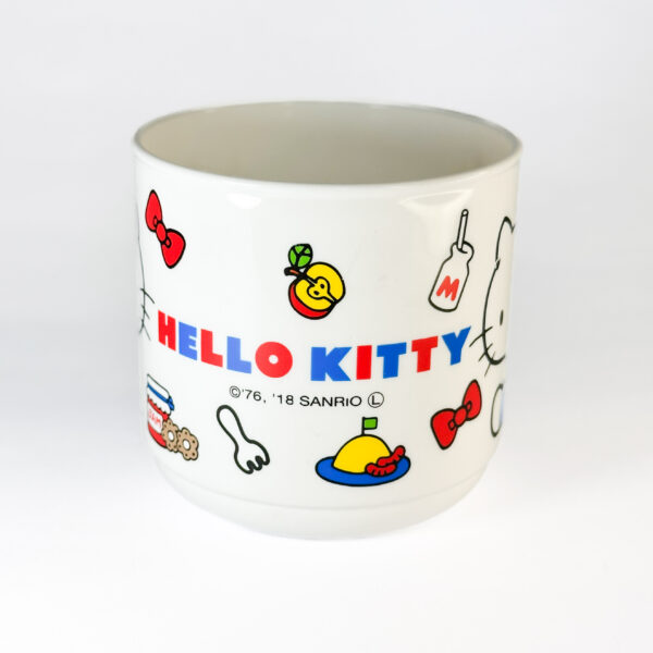 Caneca Sanrio - Modelo: Hello Kitty - 9.8cm x 7cm - Imagem 4