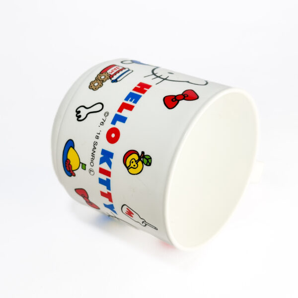 Caneca Sanrio - Modelo: Hello Kitty - 9.8cm x 7cm - Imagem 8